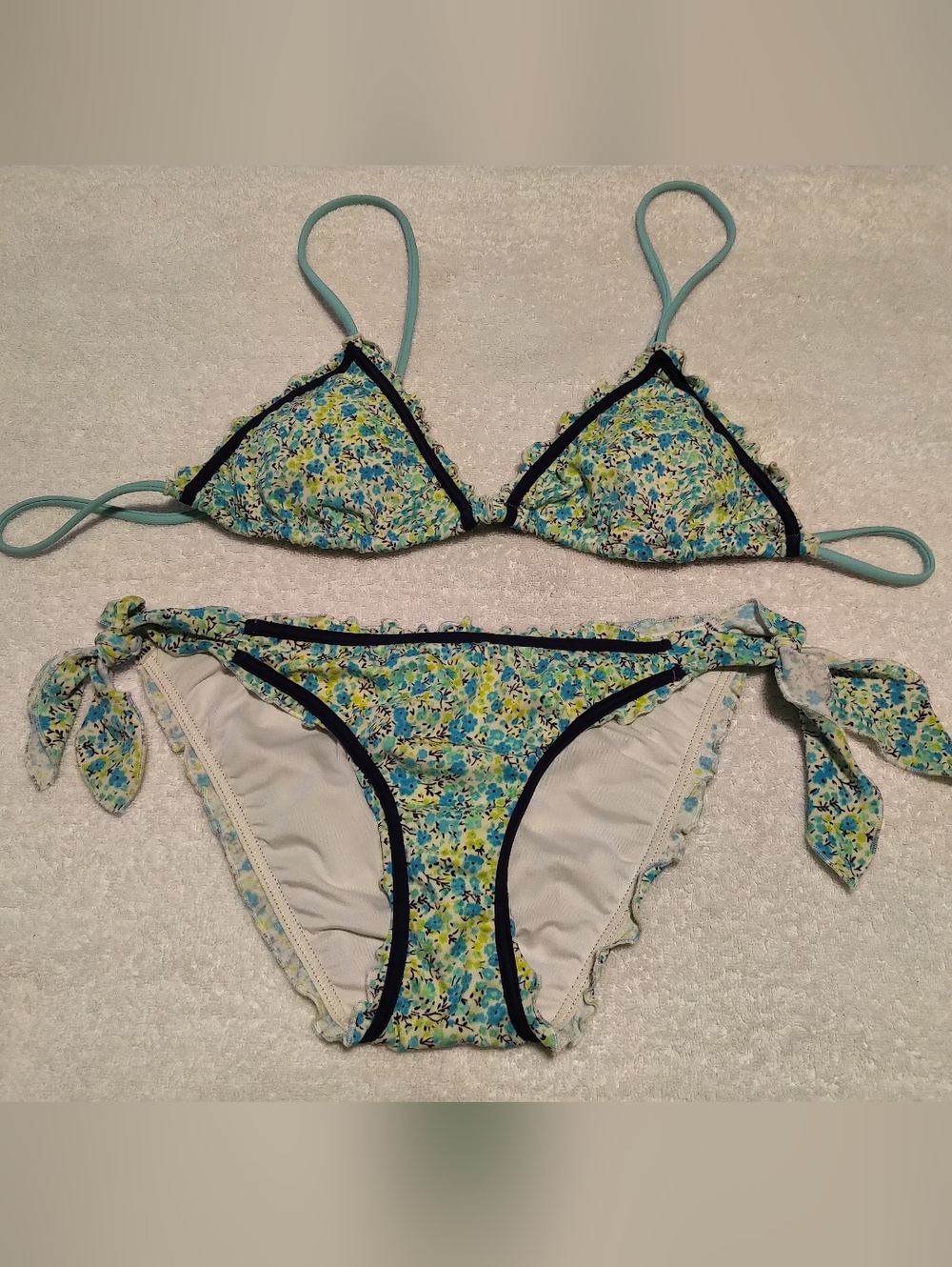 BRAND NEW Victoria's Secret Floral Blue Green Yellow Tie-Side Bikini - Size M